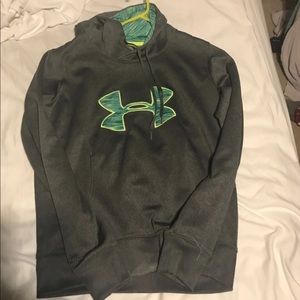 Under Armour Hoodie